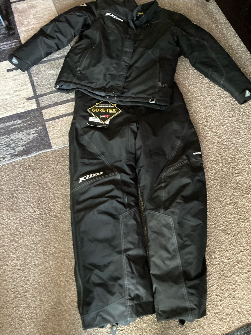 Klim Men's Black Gore-Tex Insulated cold weather motorcycle coat, pants set.